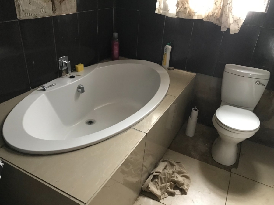3 Bedroom Property for Sale in Heidedal Free State